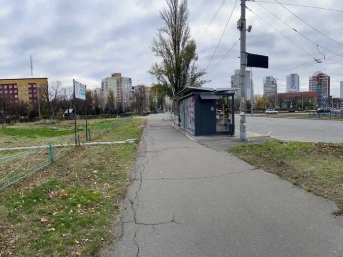 Киоск, МАФ, Остановочный комплекс, 28, улица Героев полка «Азов», Оболонь, Obolonskyi district, Киев, 04210, Украина, Фото №2