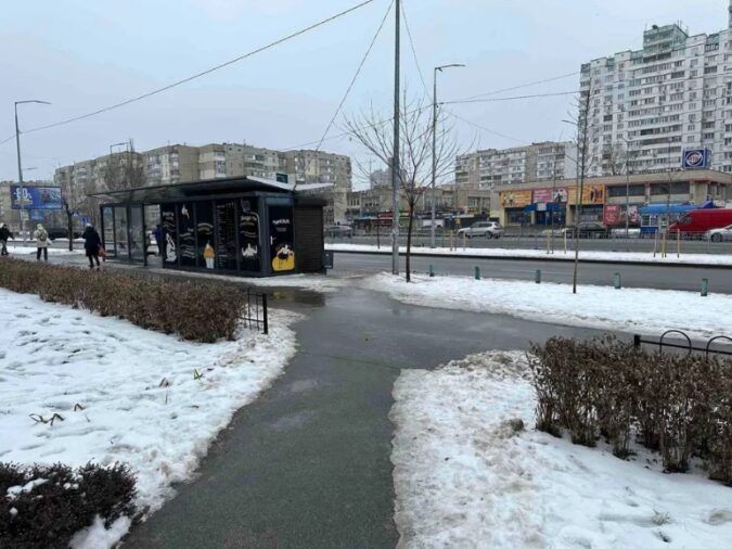 Кіоск, МАФ, Зупиночний комплекс, ЖК «Welcome Home на Ревуцького», Осокорки, Дарницкий район, Киев, Украина, Фото №2