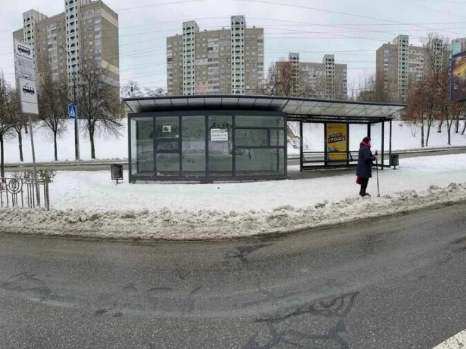 Кіоск, МАФ, Зупиночний комплекс, 17, Pravdy Avenue, Западинка, Виноградарь, Подольский район, Киев, 04108, Украина, Фото №2