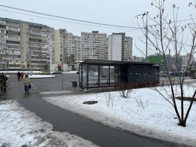 Кіоск, МАФ, Зупиночний комплекс, 27, Revutskoho Street, 6-й мікрорайон Позняків, Kharkivskyi masyv, Дарницкий район, Киев, 02102, Украина, Фото №2