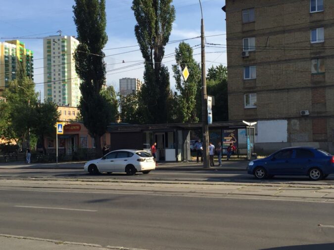 Зупиночний комплекс, Гуртожиток АТП, 12, Prazka Street, Старая Дарница, Соцгород, Днепровский район, Киев, 02090, Украина, Фото №2