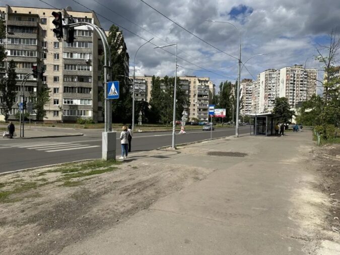 Кіоск, МАФ, Зупиночний комплекс, 54, Volodymyra Ivasiuka Avenue, Obolonskyi district, Киев, 04213, Украина, Фото №2